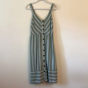 Universal Thread green dress size M